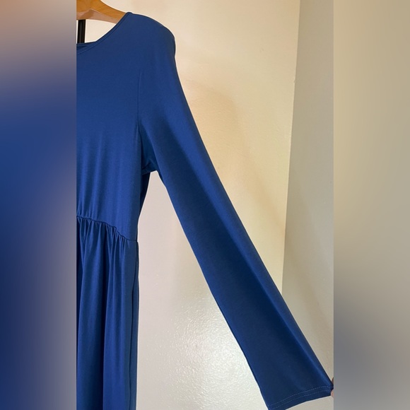 Blue Long-Sleeve Maxi Dress by Angashion - Picture 9 of 15